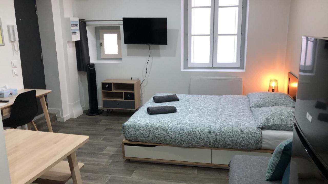 Jolis Appartements Au Coeur De Clermont Ferrand - Proche Jaude - Wifi Et Netflix エクステリア 写真